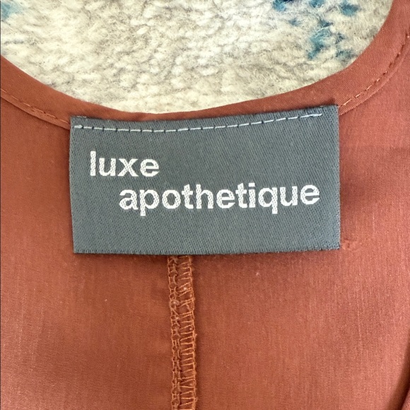 Deep Brown/Burnt Orange V-Neck Blouse - Picture 2 of 4